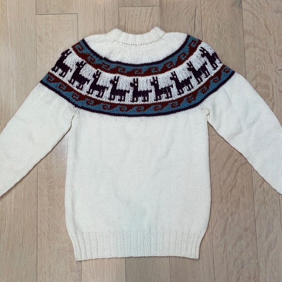 Alpaca Sweater - Picture 3 of 3